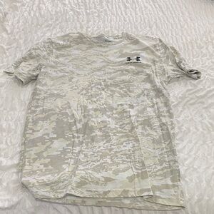 Under Armour Men's Short Sleeve Tee - Cream Camouflage
